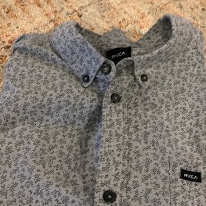 RVCA button up short sleeved shirt